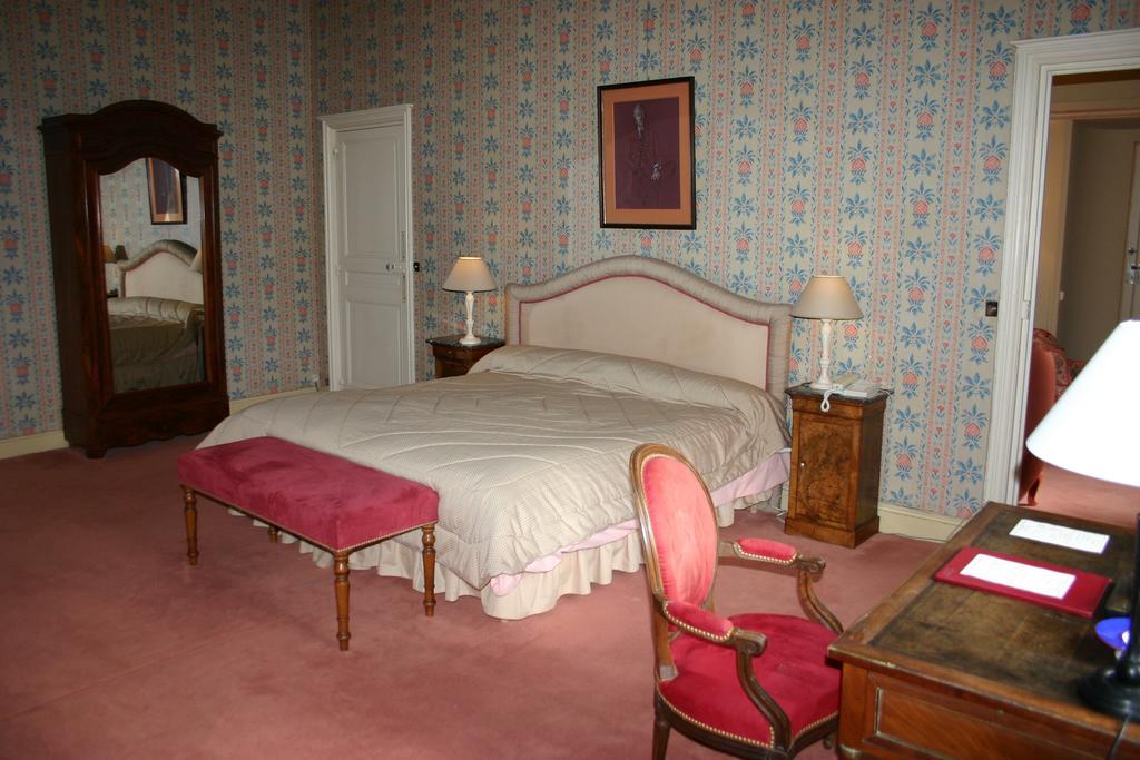 Chateau De La Verrerie Aubigny-sur-Nère Quarto foto
