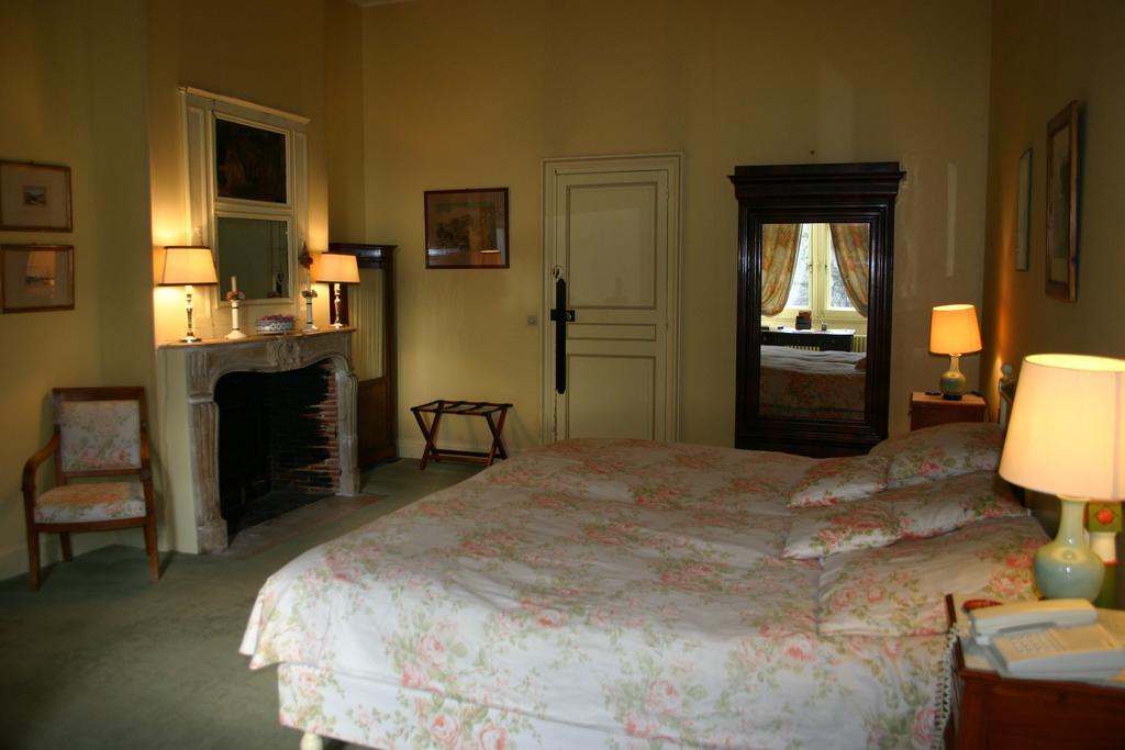 Chateau De La Verrerie Aubigny-sur-Nère Quarto foto